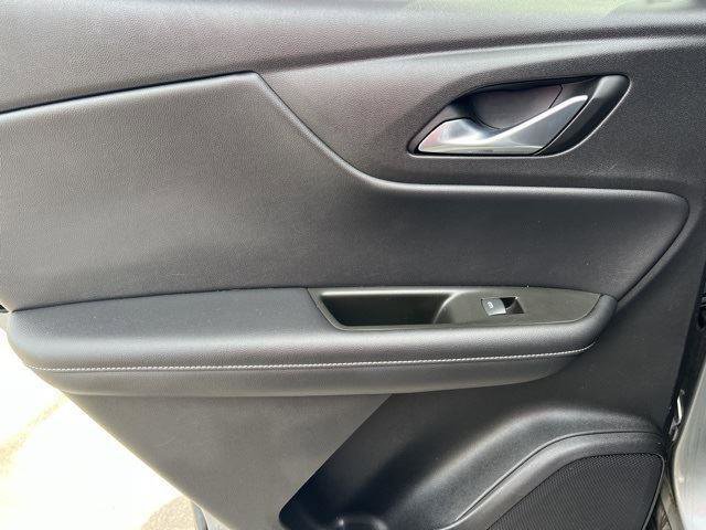 Used 2023 Chevrolet Blazer LT image 21