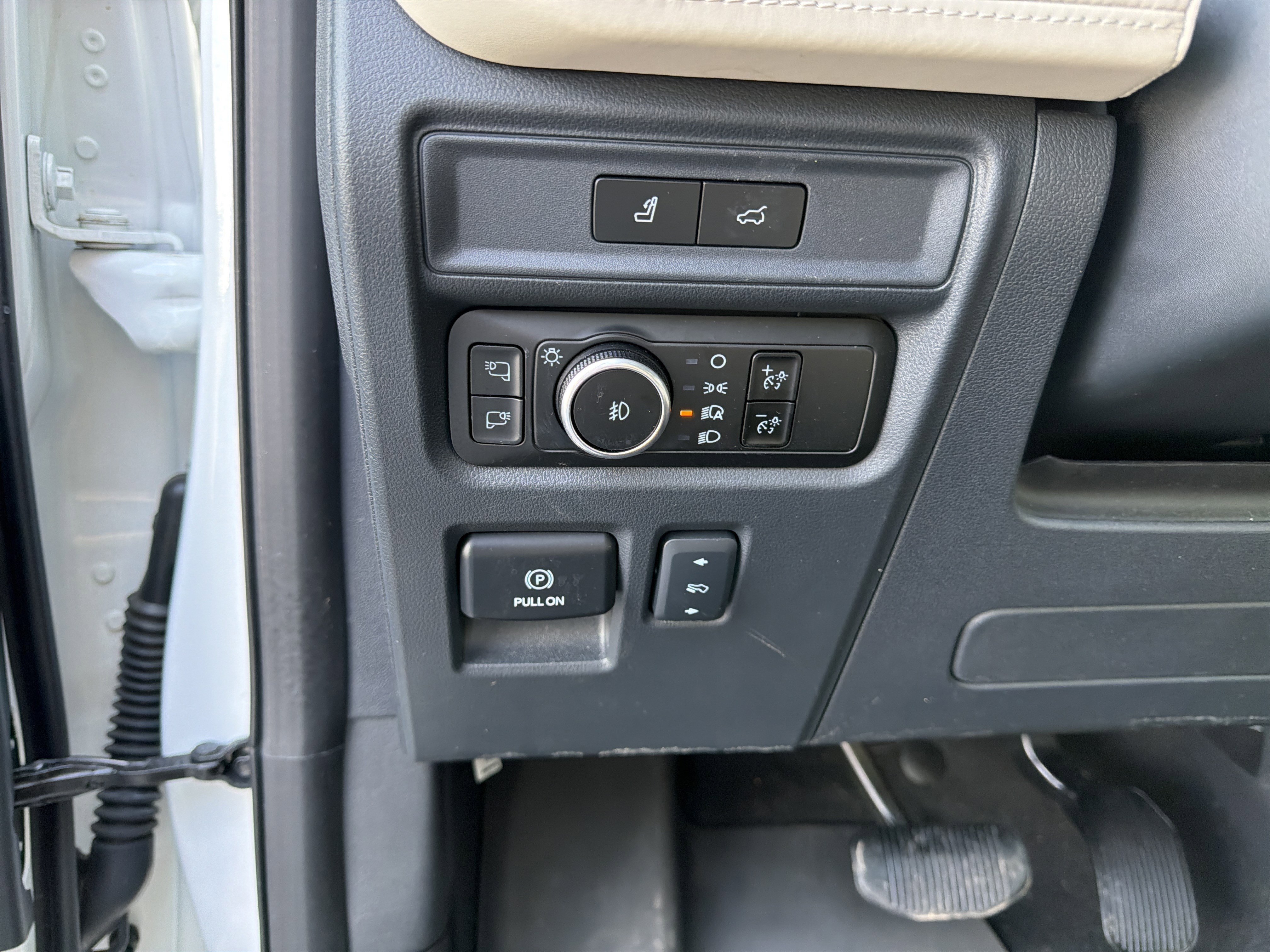 Certified 2024 Ford Expedition Max Platinum AWD/4WD image 38