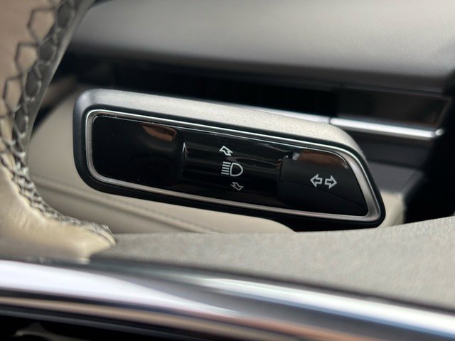 Used 2024 Lincoln Nautilus Premier w/ Equipment Group 102A image 31