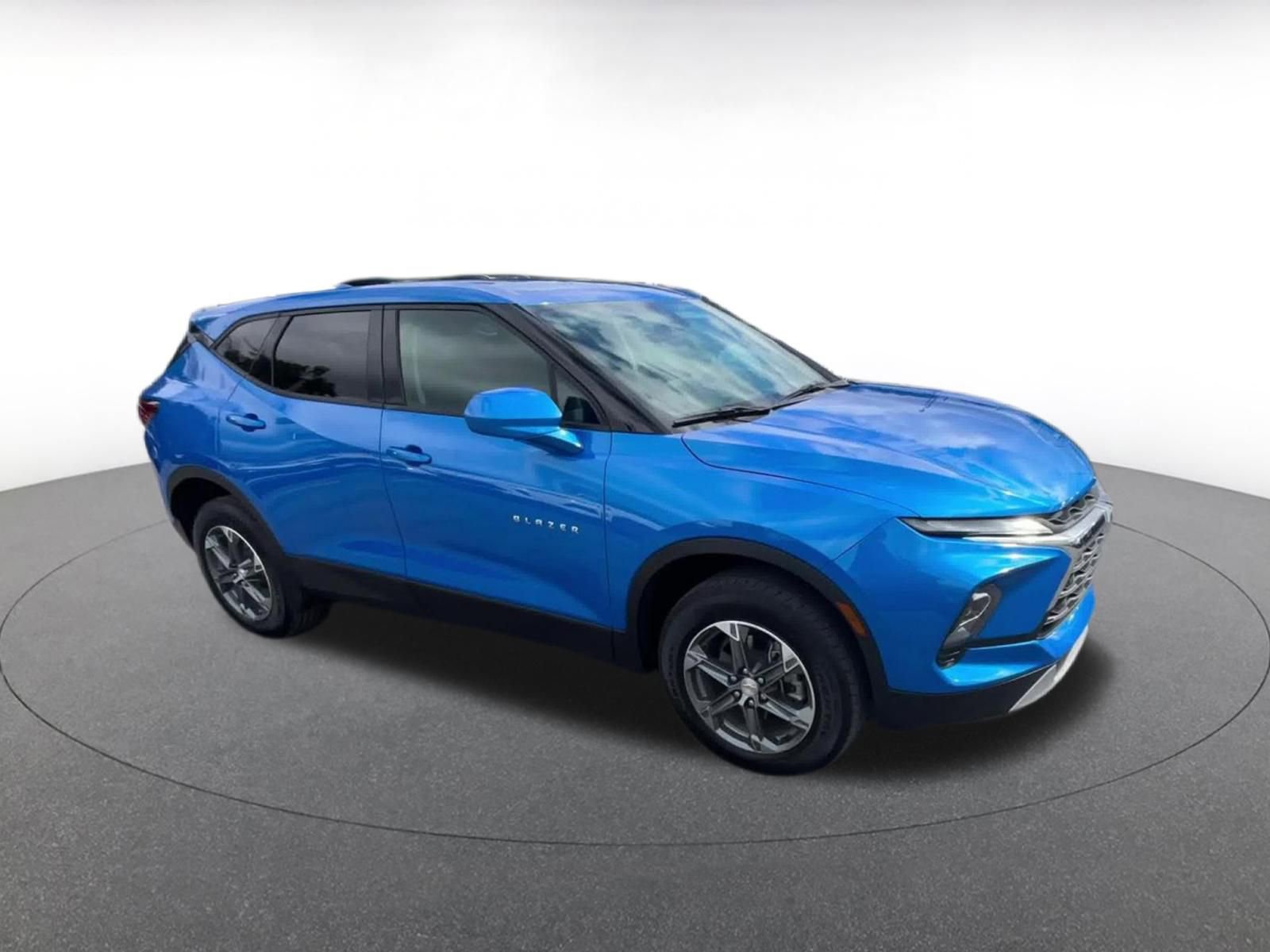 Used 2025 Chevrolet Blazer LT video 2