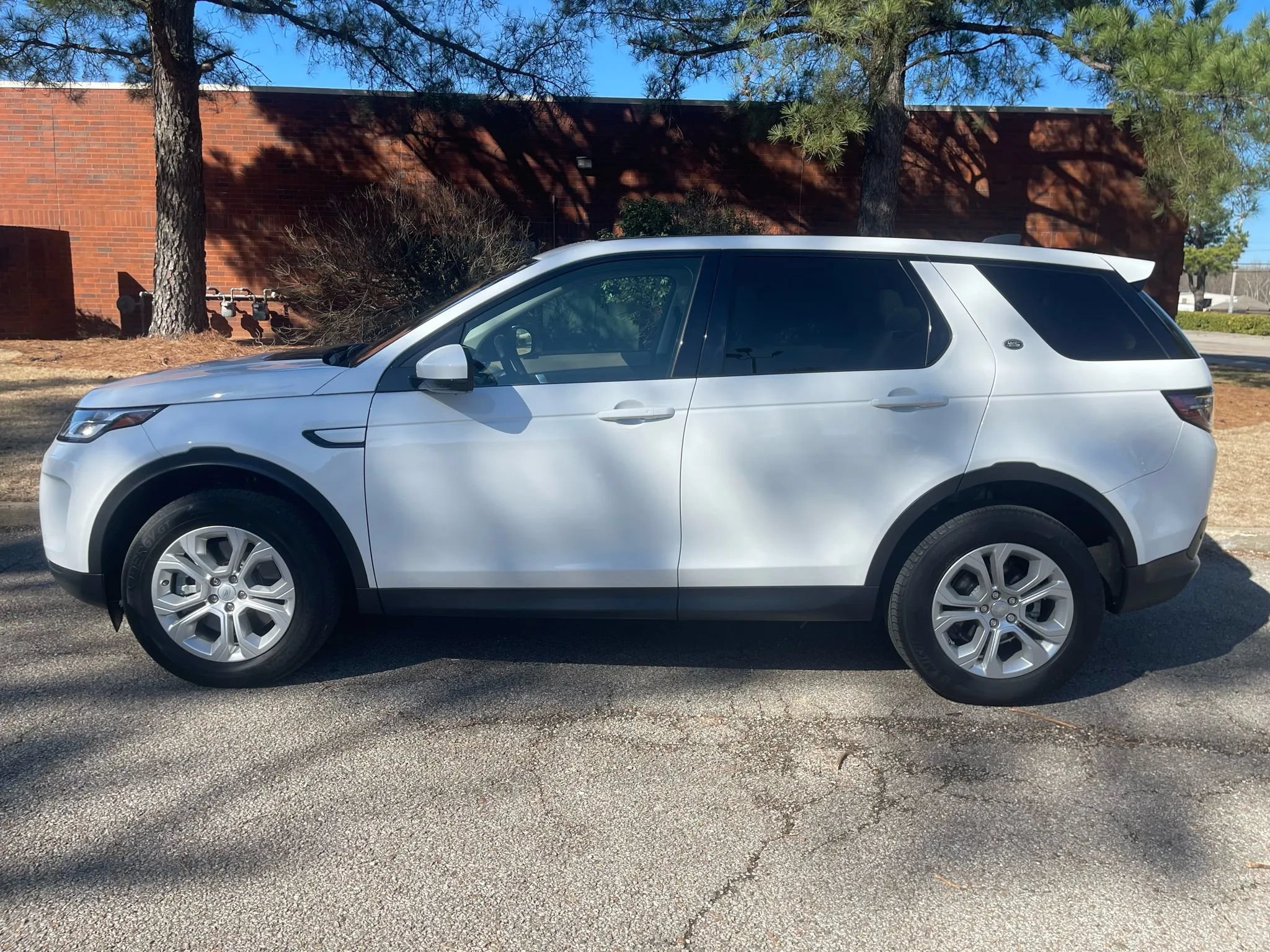 Used 2020 Land Rover Discovery Sport S AWD/4WD image 2
