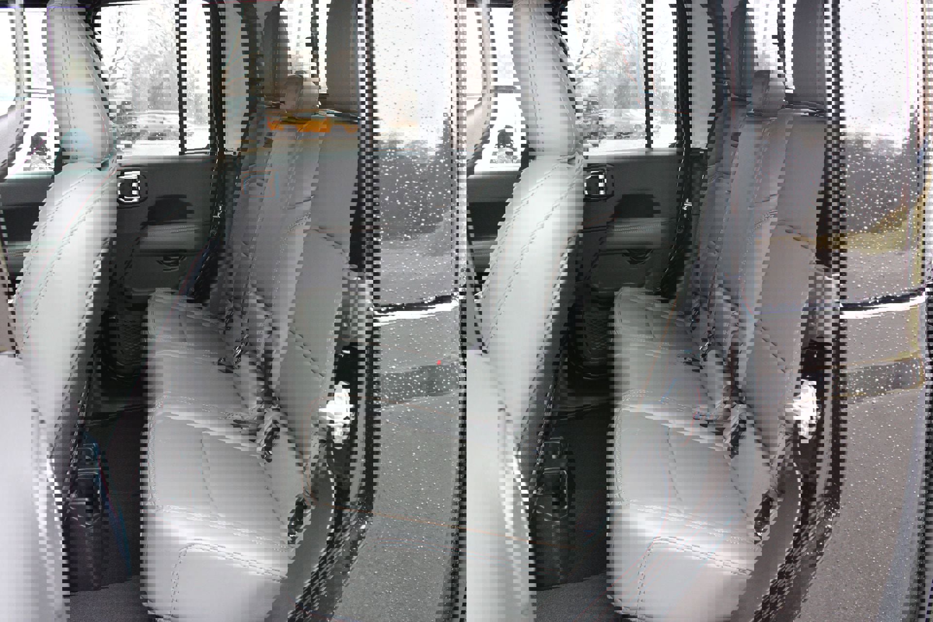 New 2026 Jeep Gladiator Mojave image 18