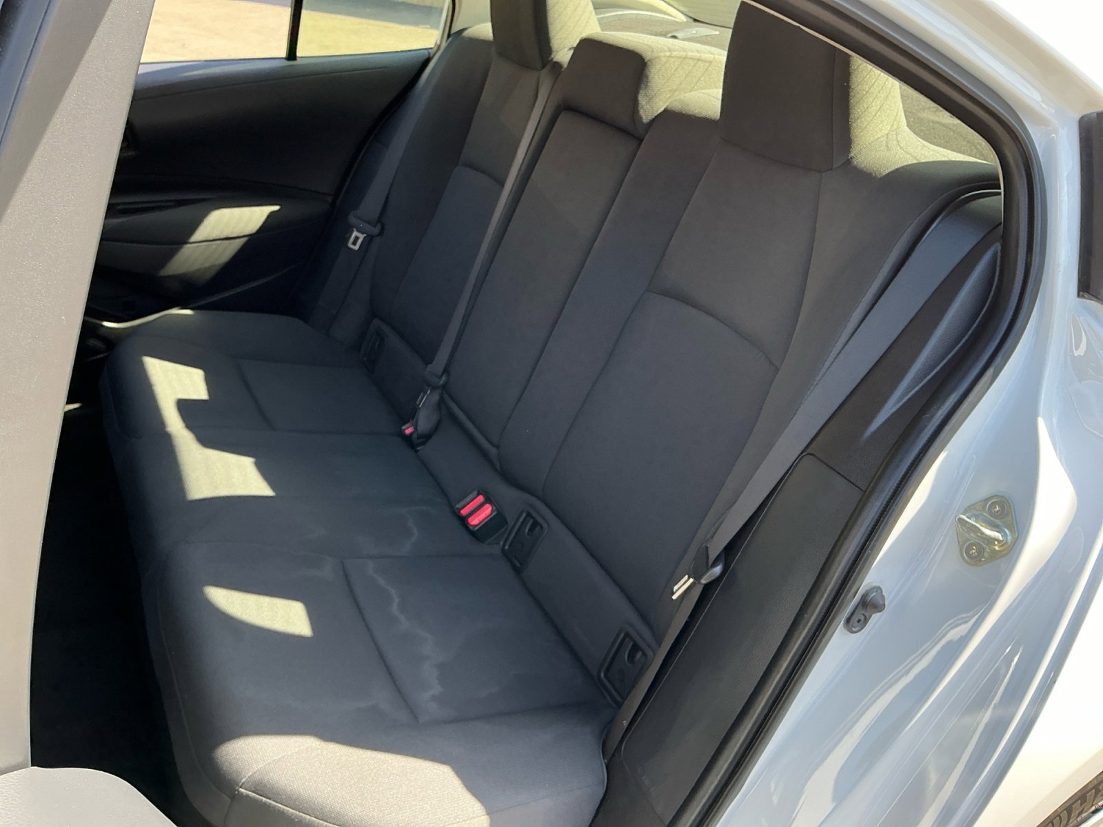 Used 2025 Toyota Corolla LE w/ Convenience Package image 19