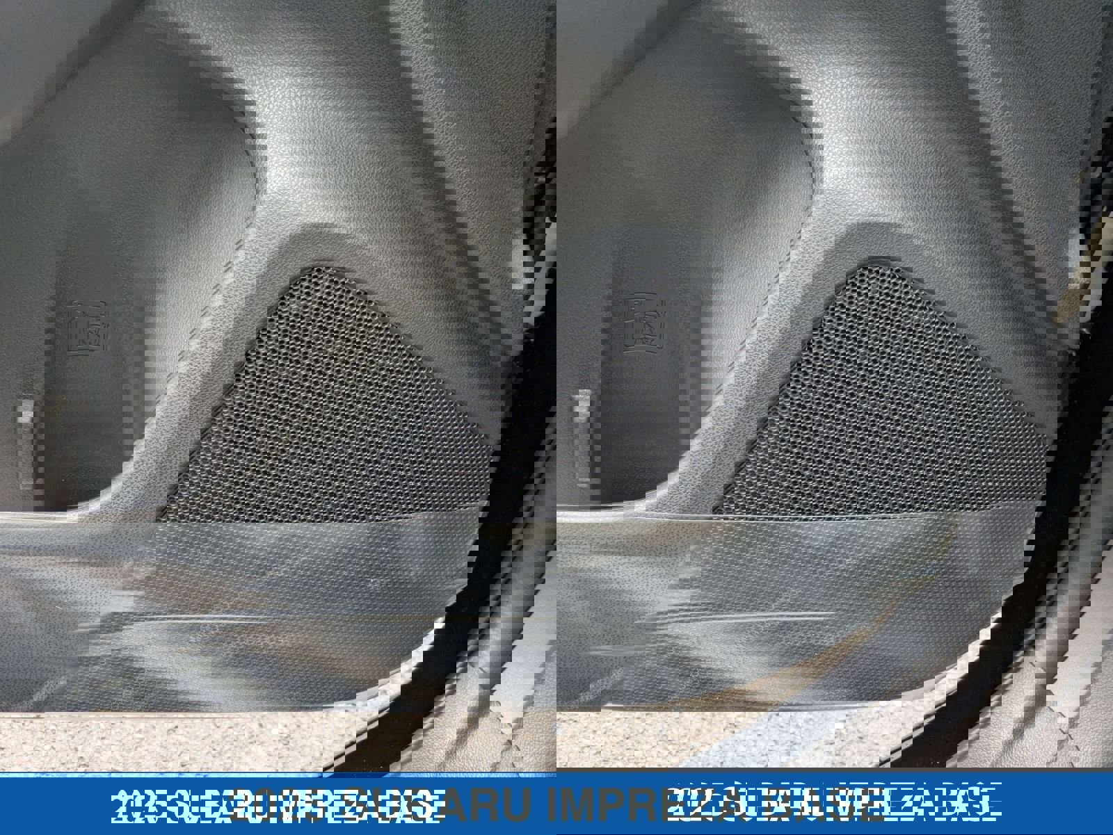 Certified 2025 Subaru Impreza 2.0i image 14