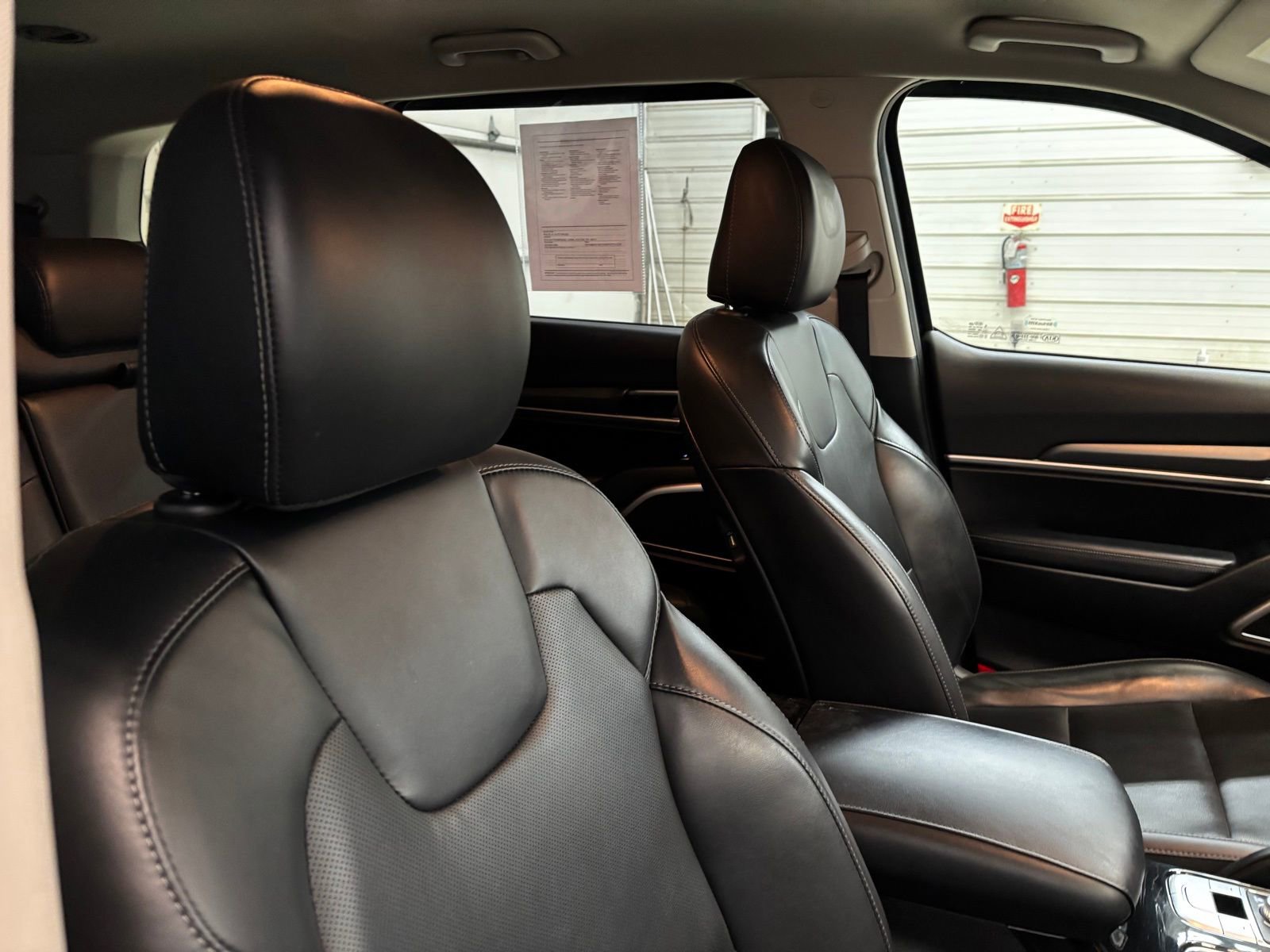 Used 2021 Kia Telluride LX image 28