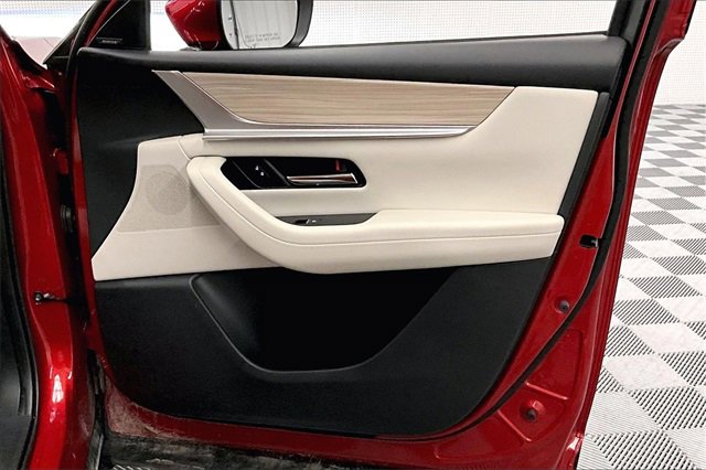 Used 2025 MAZDA CX-90 Plug-In Hybrid w/ Premium Plus image 18