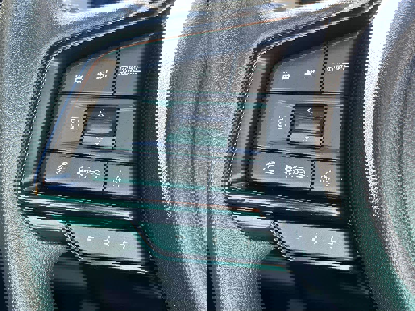 Certified 2025 Subaru Forester image 25