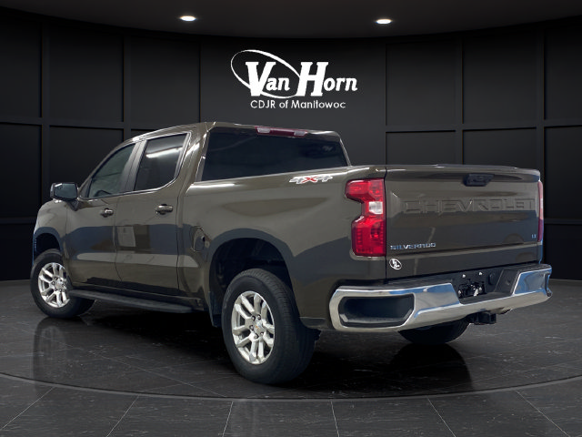 Used 2024 Chevrolet Silverado 1500 LT AWD/4WD image 5