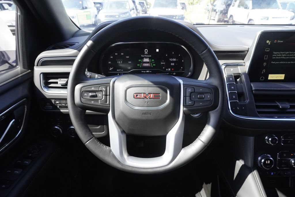 Used 2022 GMC Yukon SLT AWD/4WD image 8