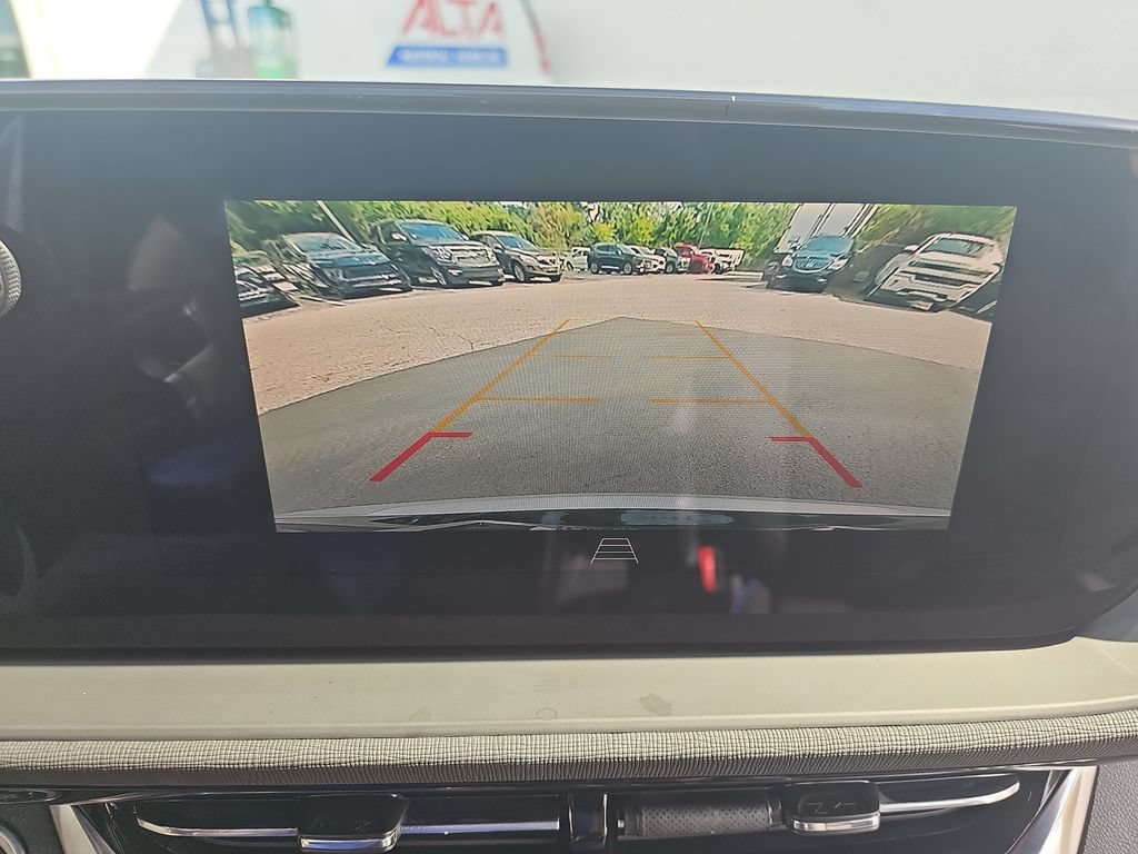 Used 2024 Buick Envista Sport Touring w/ Convenience I Package FWD image 29