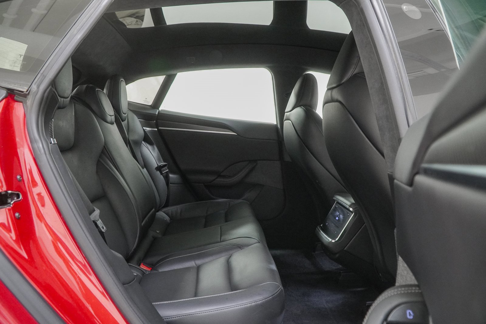 Used 2021 Tesla Model S Plaid image 38