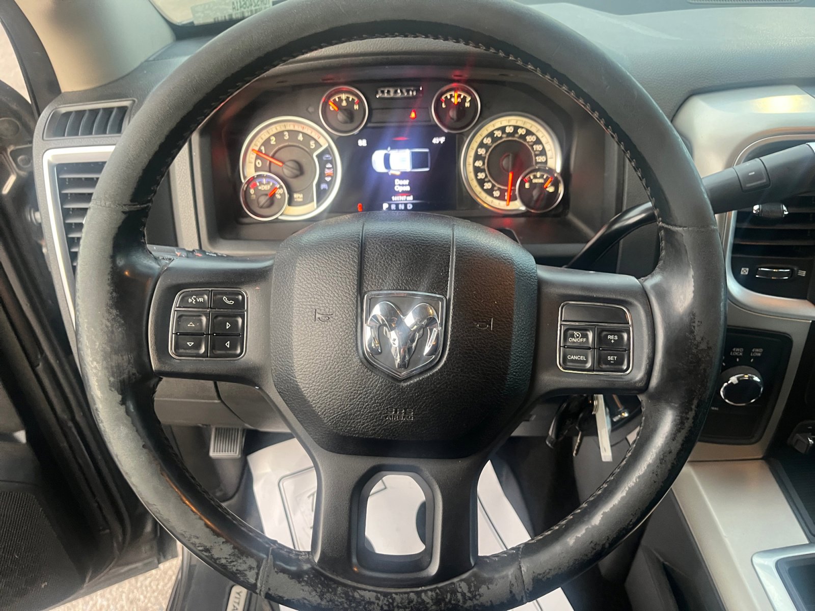 Used 2014 RAM 2500 Lone Star image 9