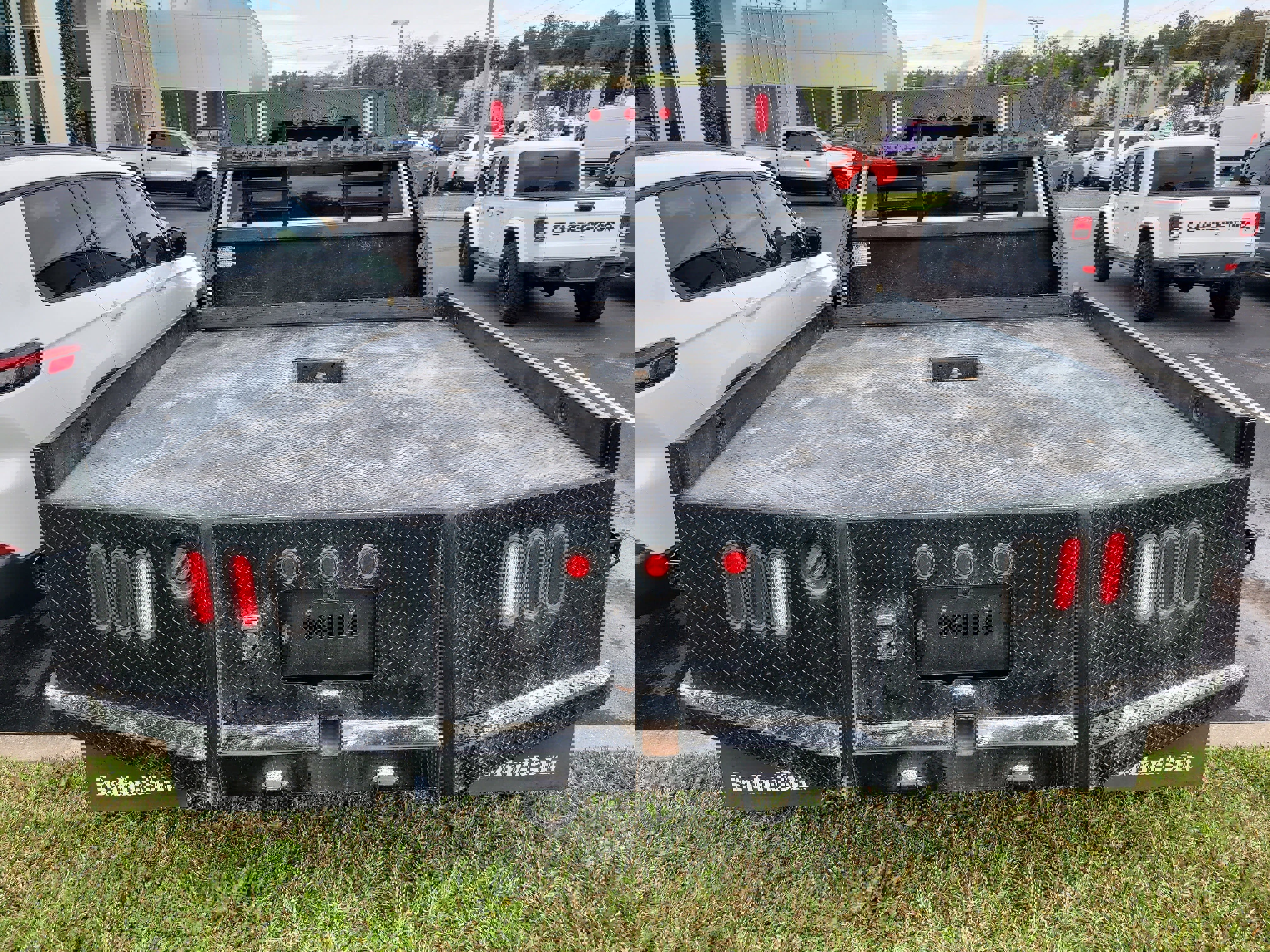 Used 2024 Chevrolet Silverado 3500 LT w/ Convenience Package image 5