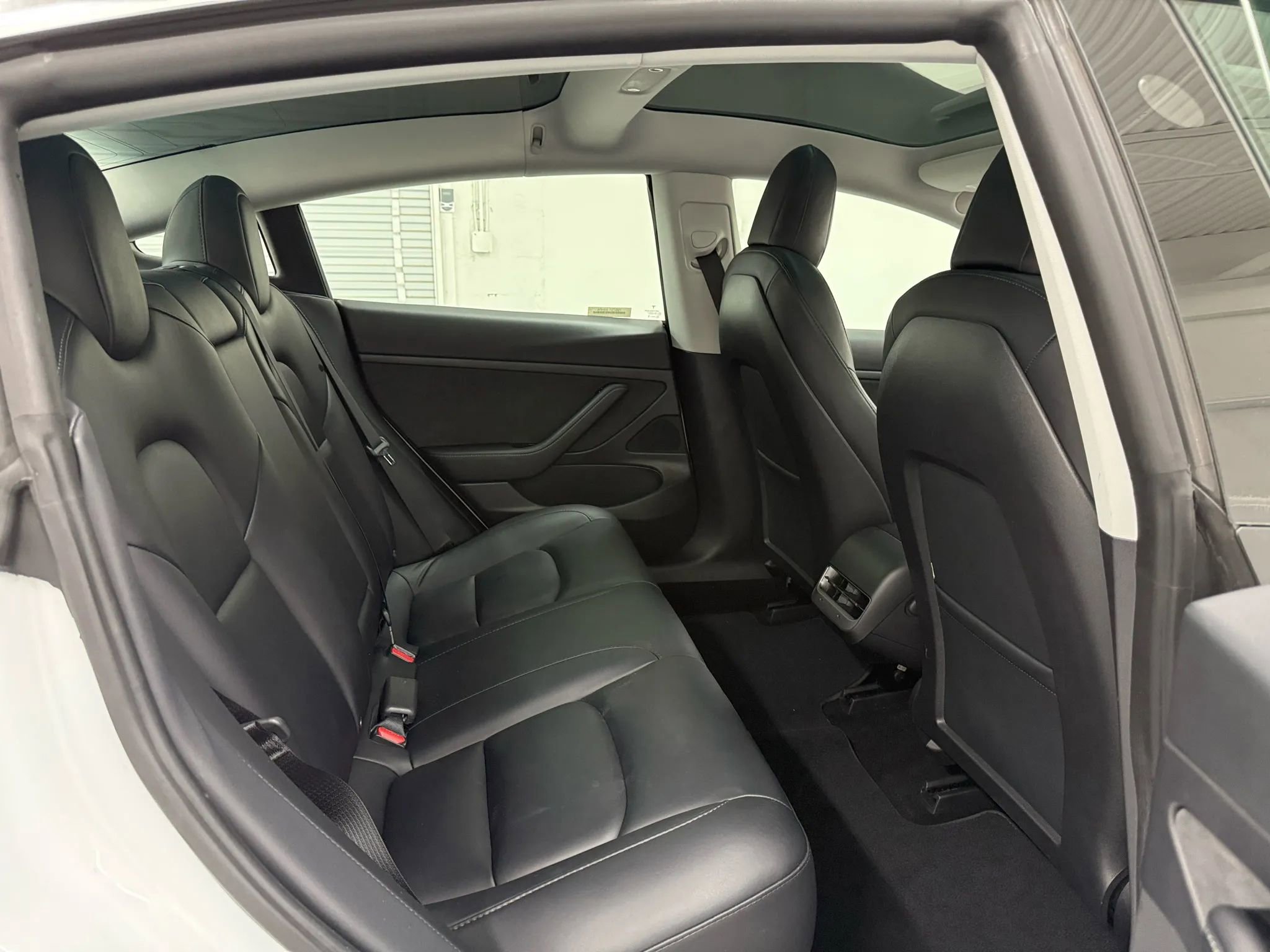 Used 2020 Tesla Model 3 image 15