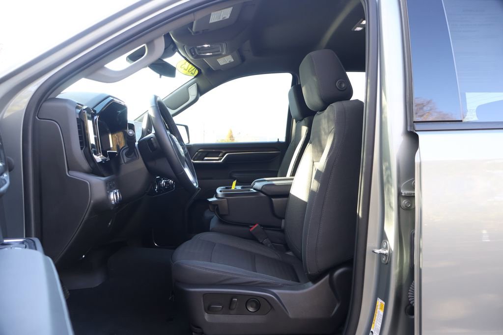 Used 2023 GMC Sierra 1500 Elevation image 30