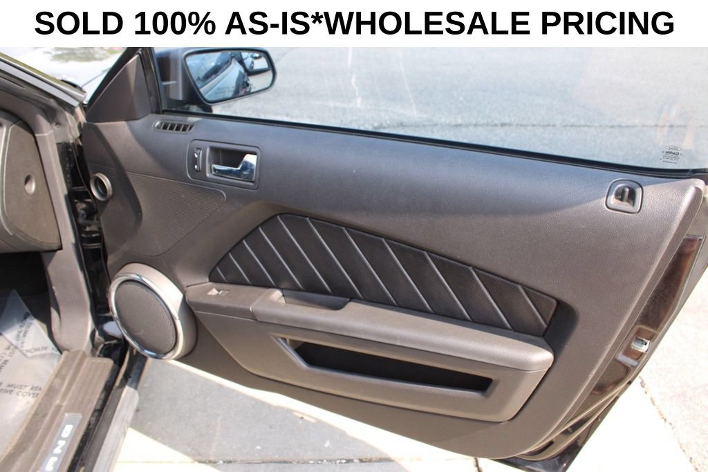 Used 2012 Ford Mustang Premium RWD image 21