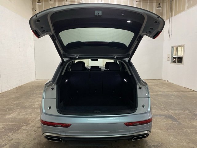 Used 2023 Audi Q5 2.0T Premium w/ Convenience Package image 7