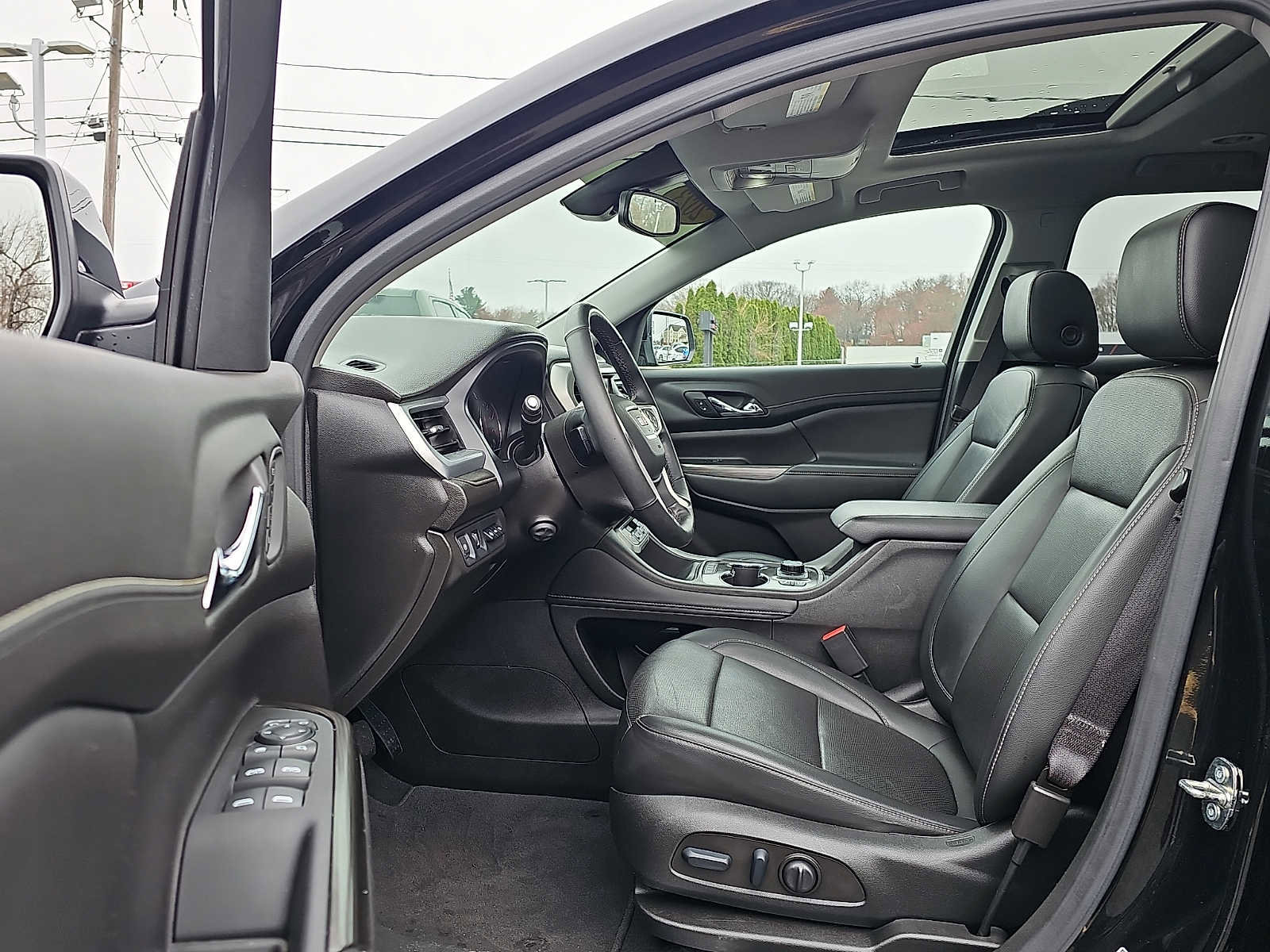 Used 2023 GMC Acadia SLT w/ Technology Package image 16