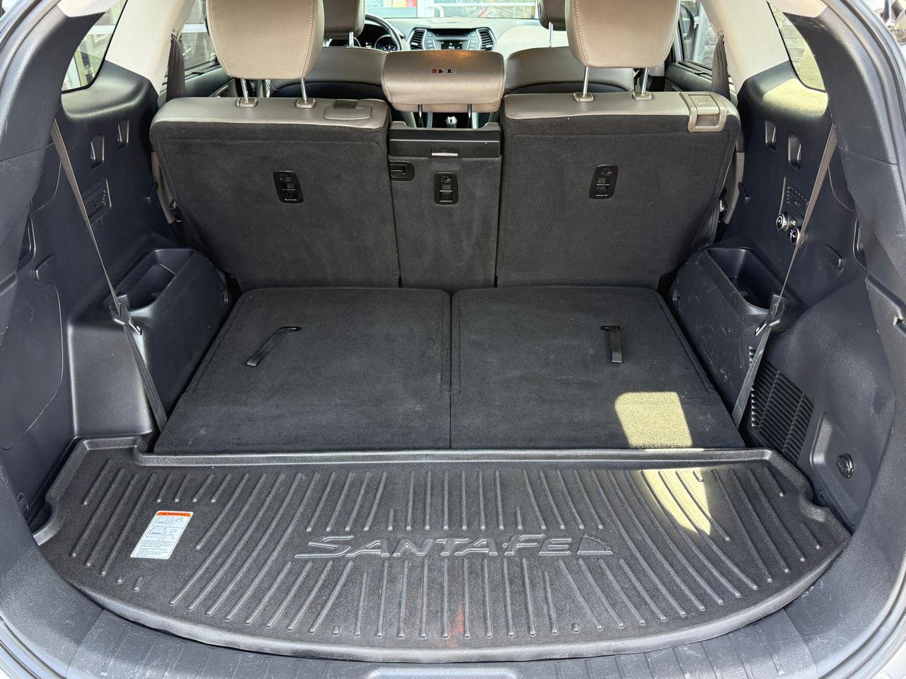 Used 2016 Hyundai Santa Fe SE w/ Option Group 02 image 13