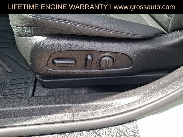 Used 2025 Chevrolet Trax ACTIV w/ Sunroof Package FWD image 20