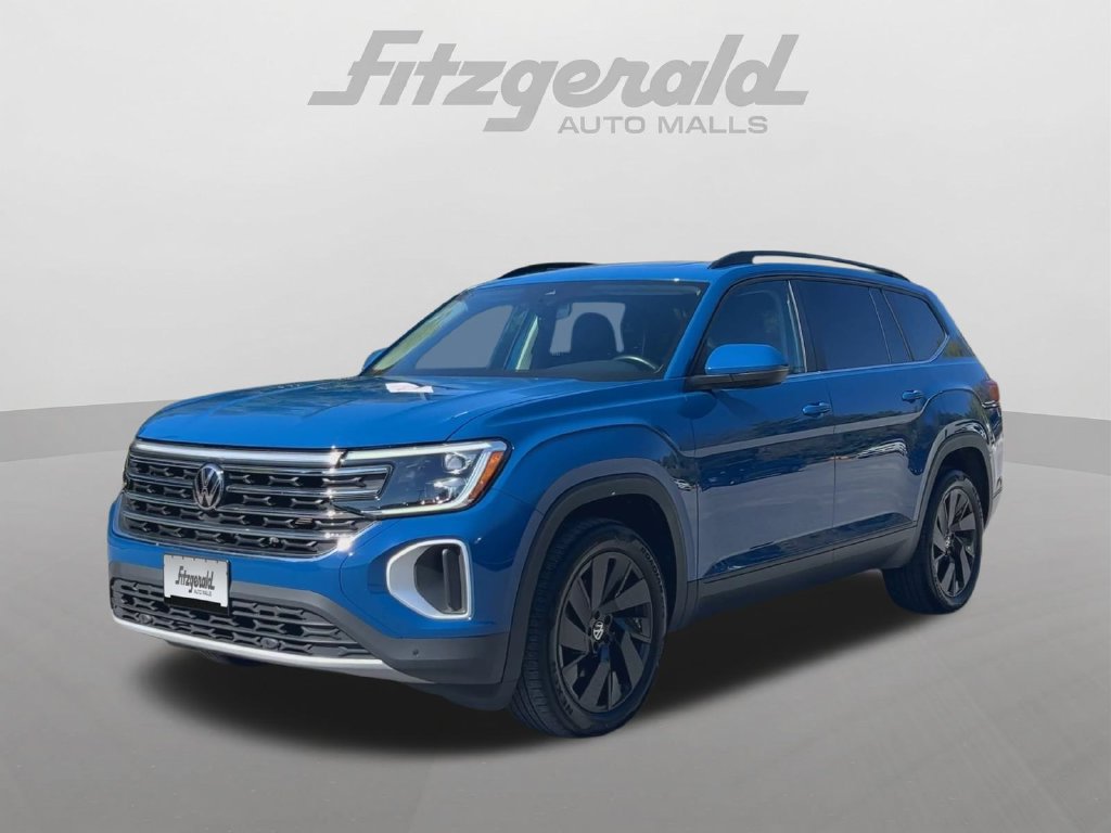 Used 2025 Volkswagen Atlas SE AWD/4WD image 4