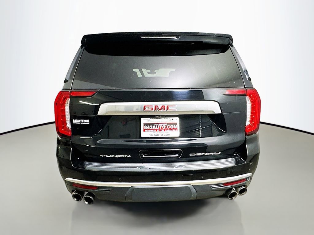 Used 2021 GMC Yukon XL Denali w/ Denali Premium Package image 6