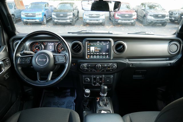 Used 2022 Jeep Gladiator Sport image 5