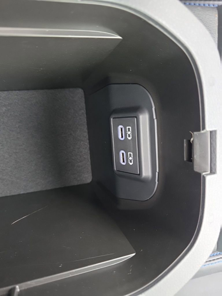 Used 2025 Toyota RAV4 XSE image 36