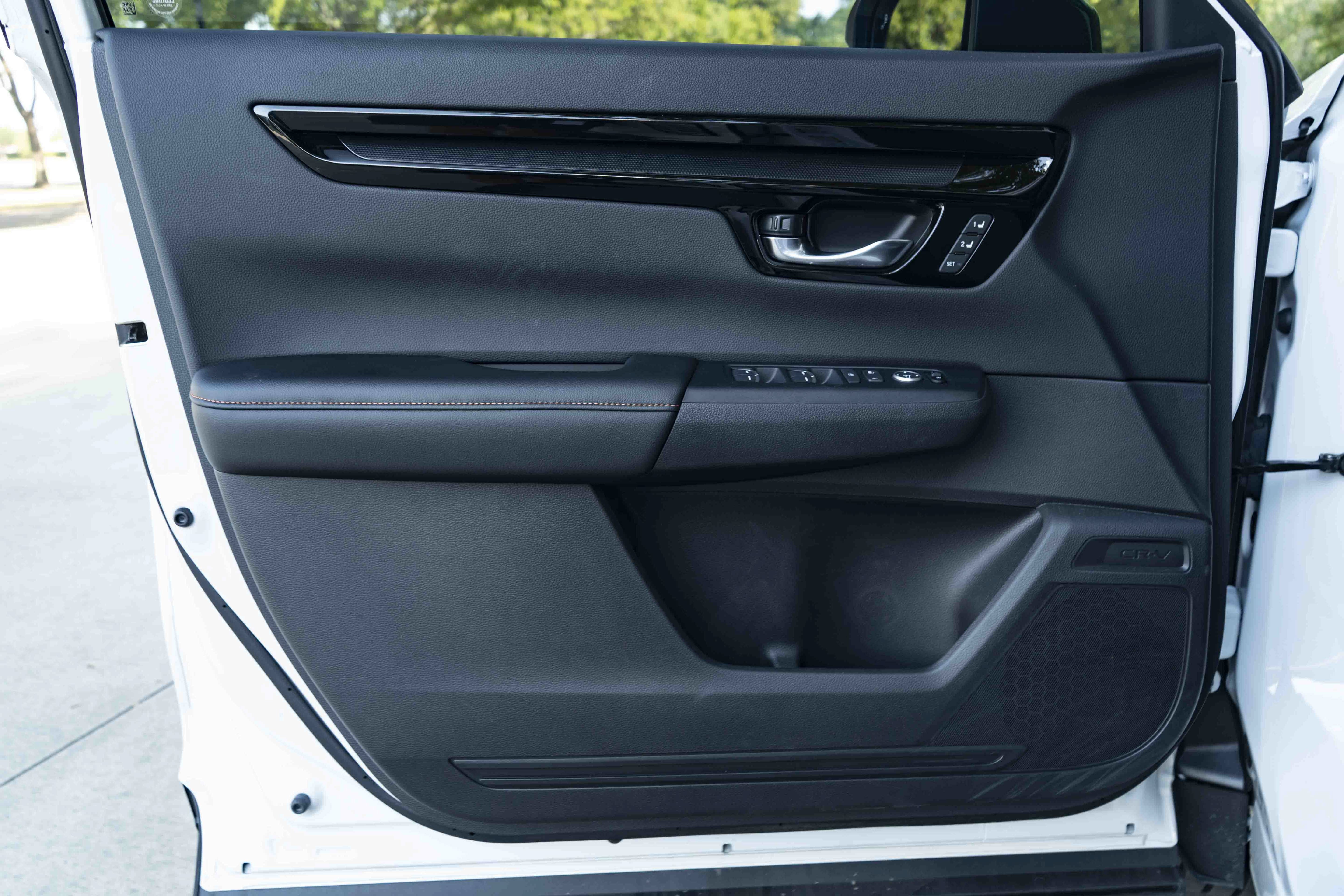 Used 2026 Honda CR-V Sport Touring image 36