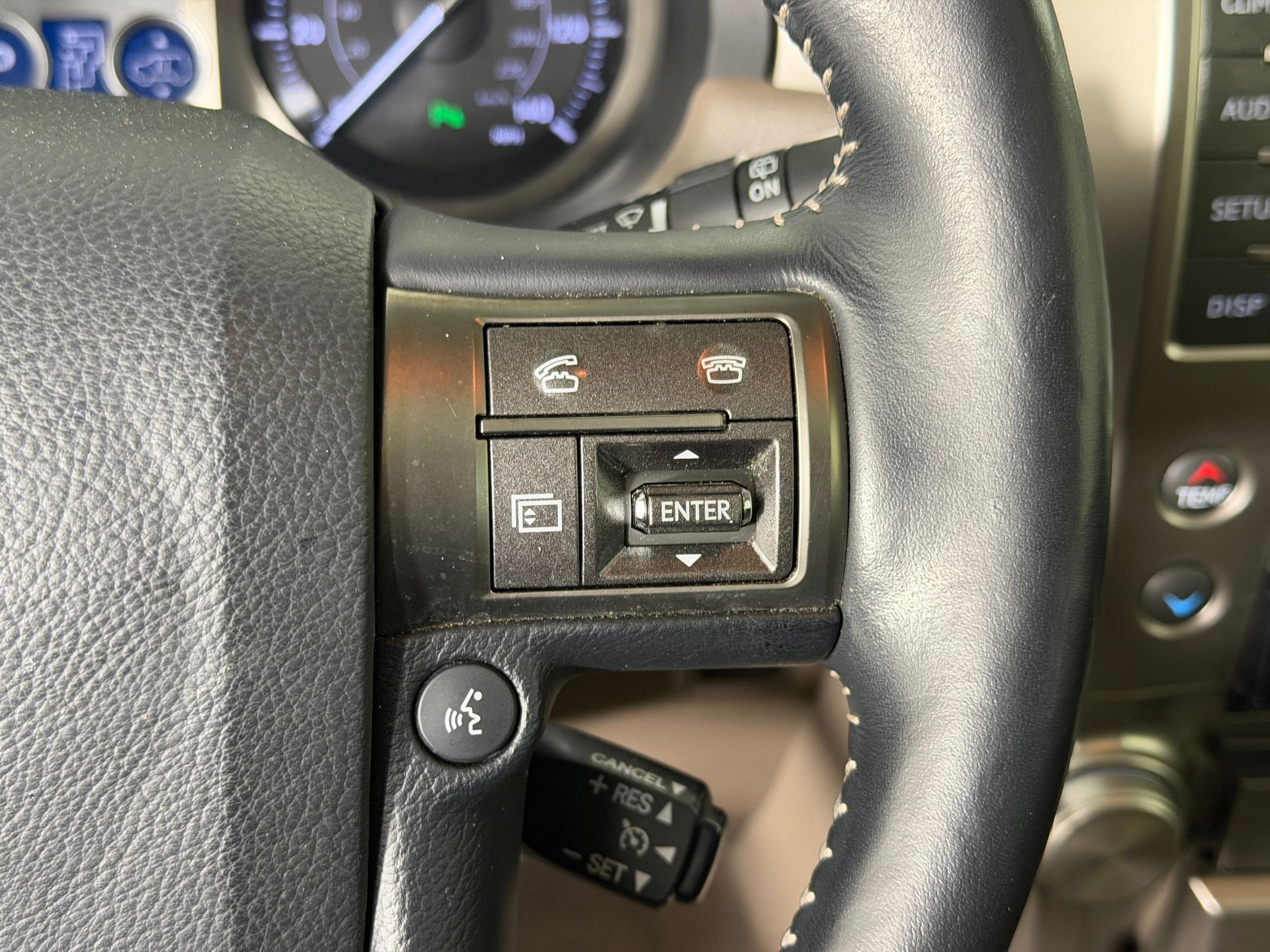 Used 2013 Lexus GX 460 Premium AWD/4WD image 29