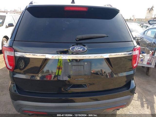 Used 2016 Ford Explorer FWD image 27