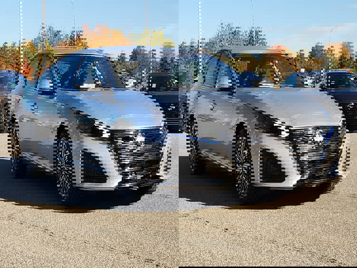 New 2025 Nissan Altima 2.5 SL FWD image 2