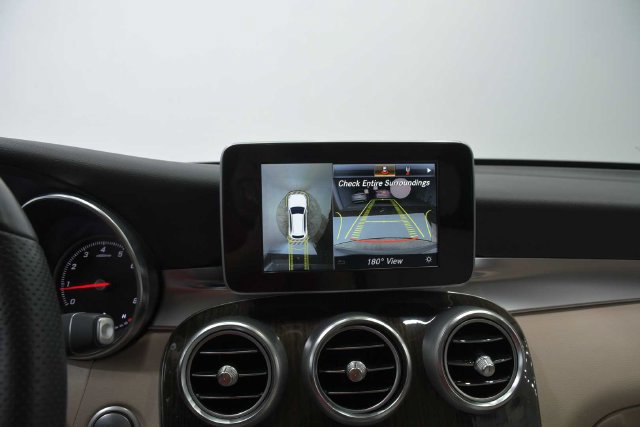 Used 2019 Mercedes-Benz GLC 300 image 29