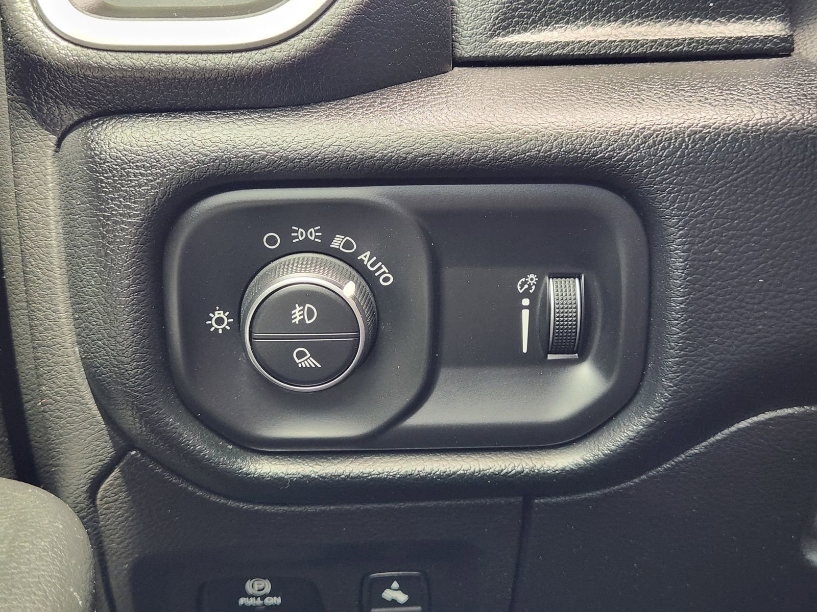 Used 2021 RAM 1500 Lone Star RWD image 21