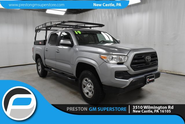 Used 2019 Toyota Tacoma SR w/ SR Convenience Package image 1