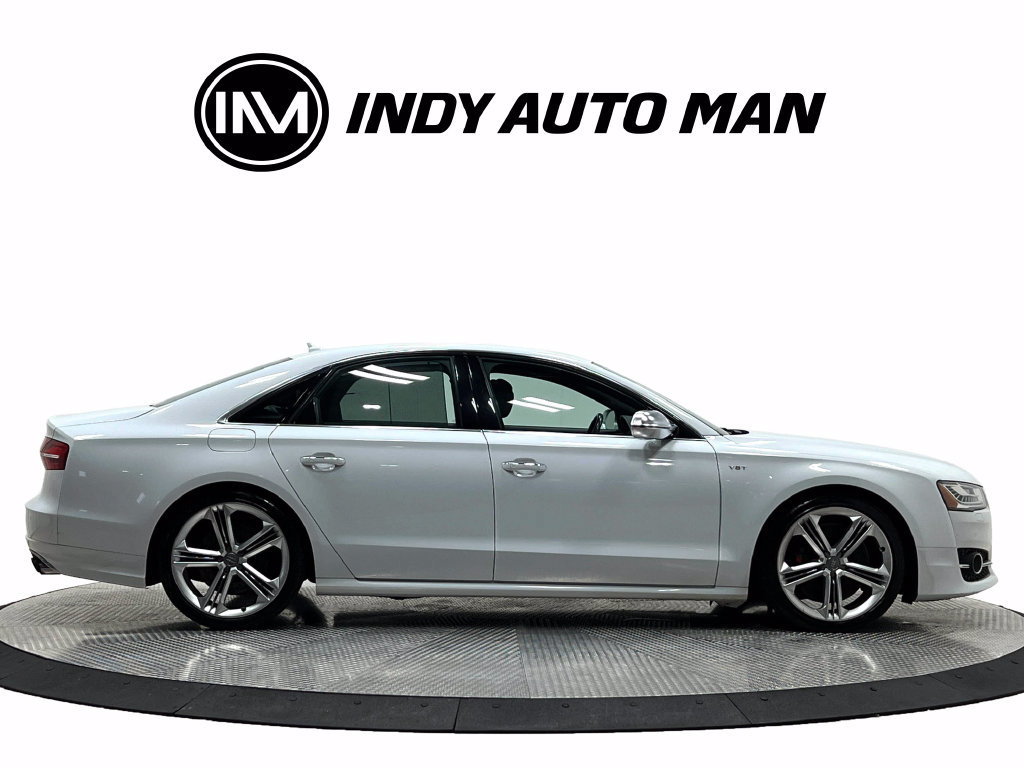 Used 2015 Audi S8 AWD/4WD image 3