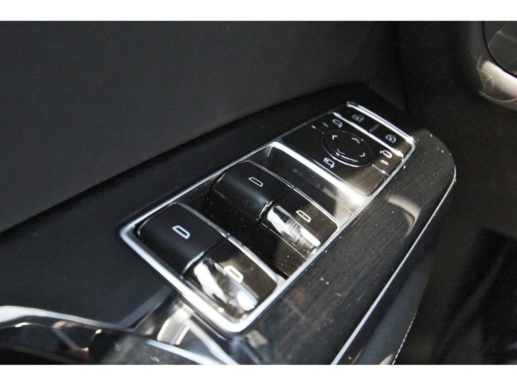 New 2025 Cadillac Escalade Sport Platinum w/ LPO, ONYX Package image 15