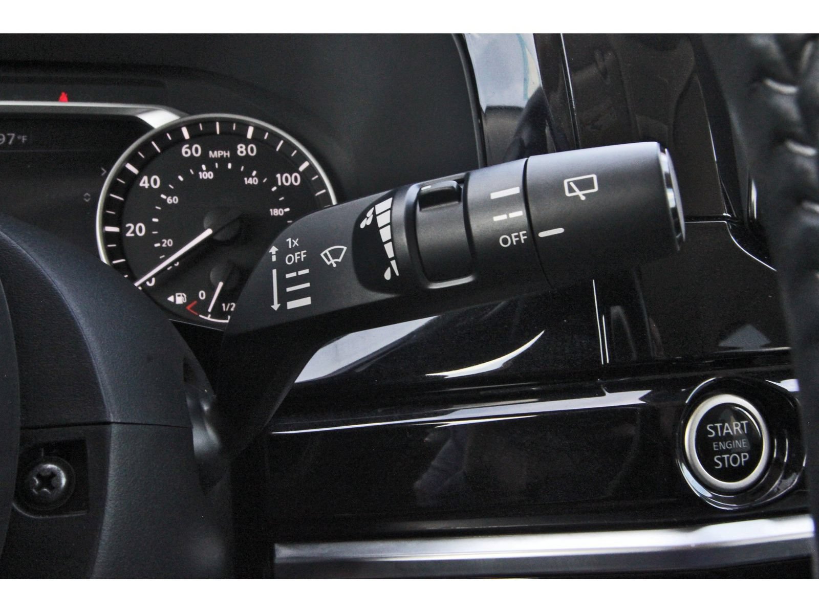 Used 2024 Nissan Pathfinder SV FWD image 22