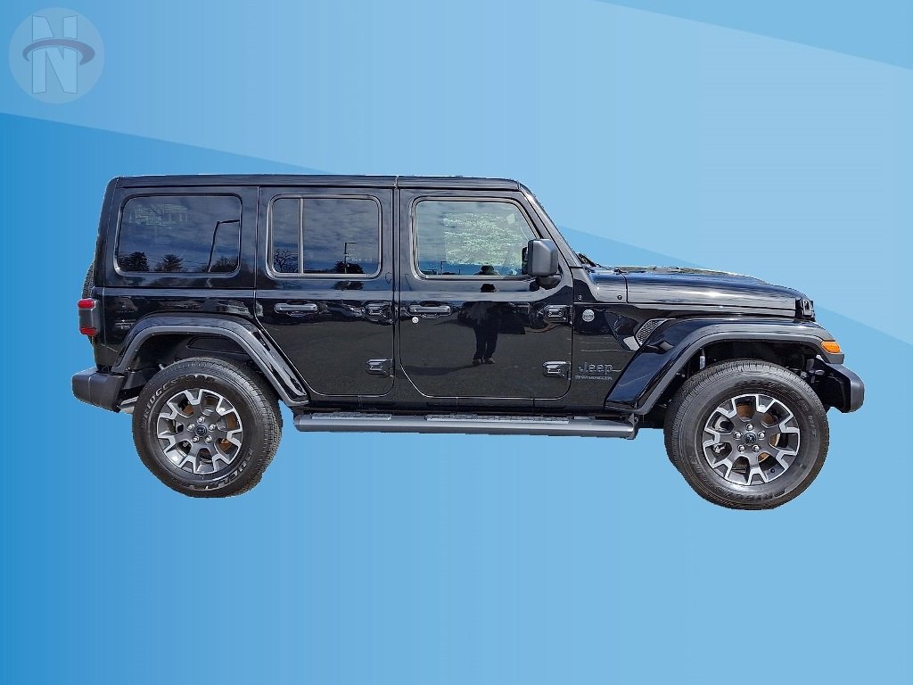 Certified 2025 Jeep Wrangler Sahara w/ Technology Group image 25