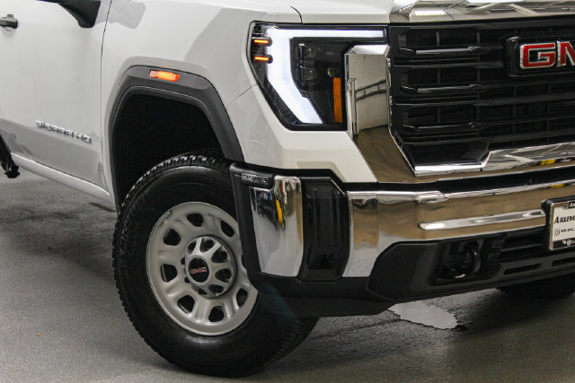 New 2026 GMC Sierra 3500 Pro AWD/4WD image 3