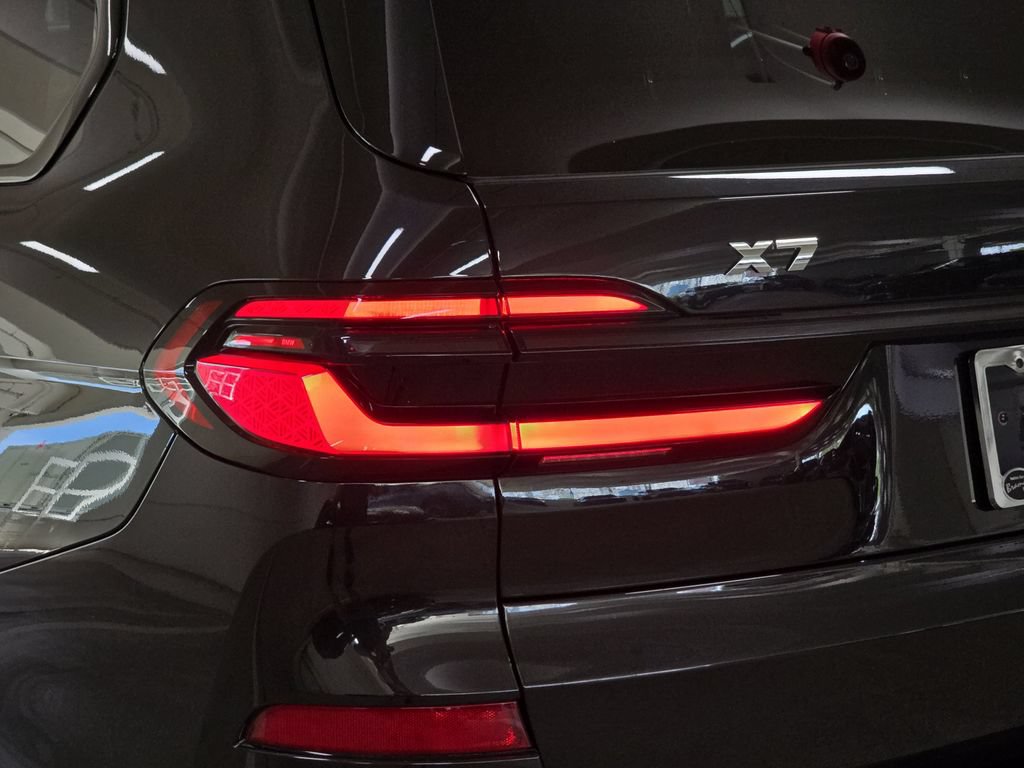 Certified 2024 BMW X7 M60i w/ Executive Package AWD/4WD image 33