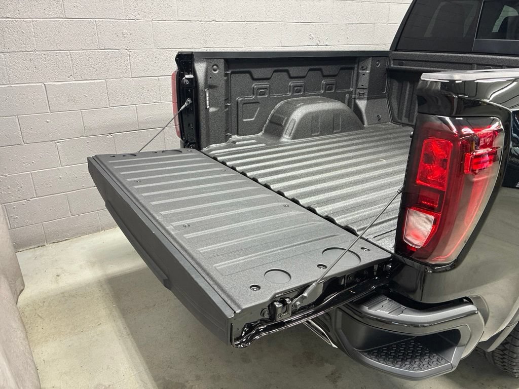 New 2026 GMC Sierra 1500 Elevation w/ Elevation Premium Package AWD/4WD image 14