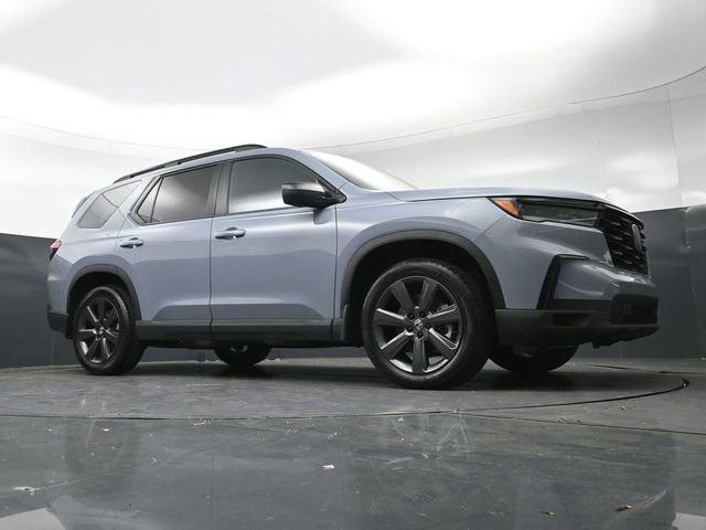 Used 2023 Honda Pilot Sport image 20