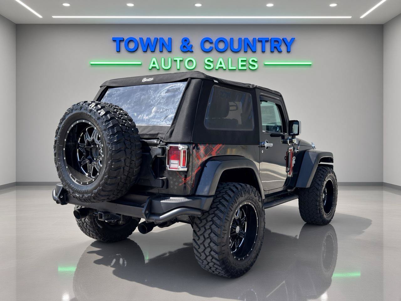 Used 2016 Jeep Wrangler Sahara AWD/4WD image 6