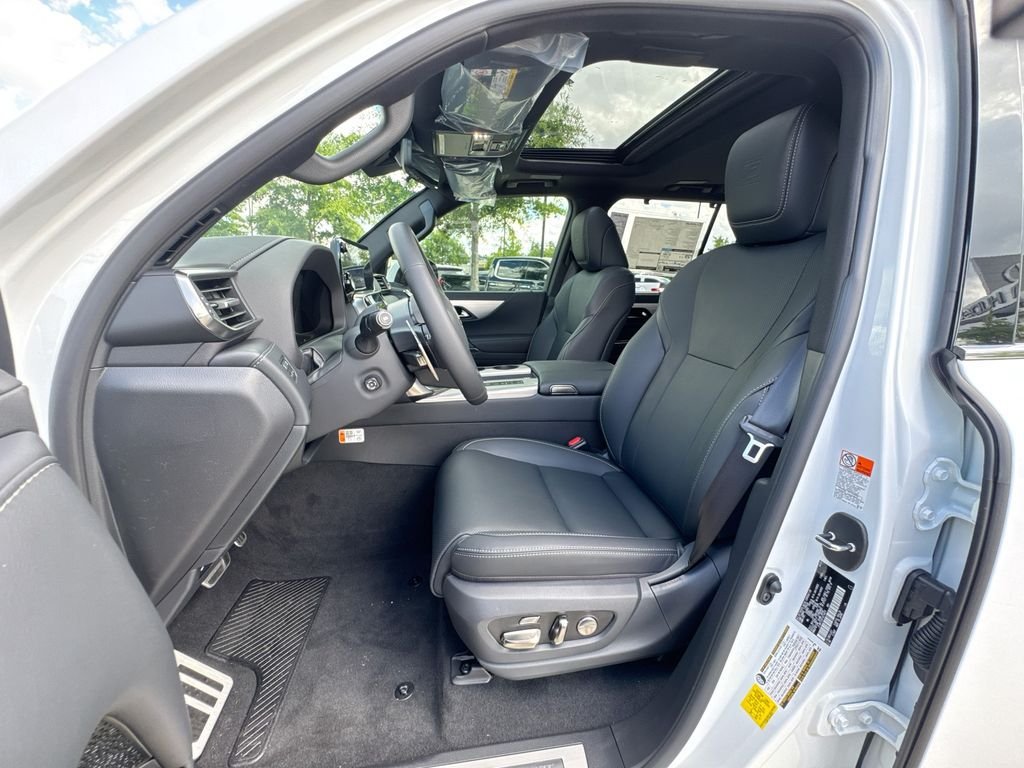 New 2026 Lexus LX 700h F Sport AWD/4WD image 19