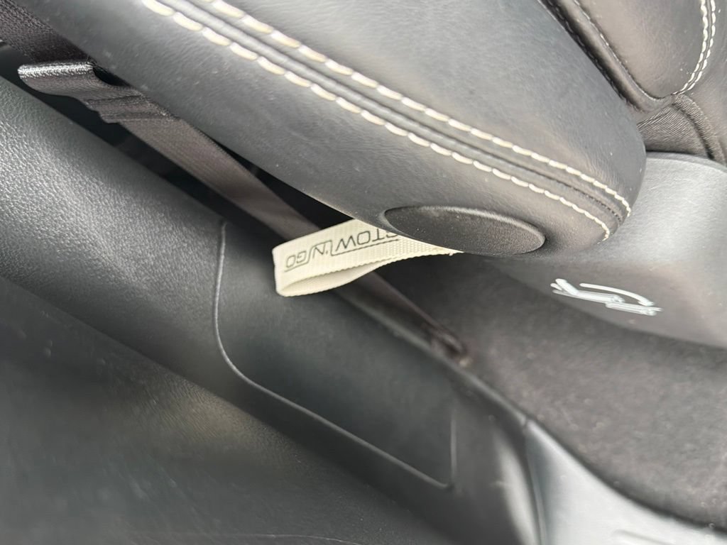 Used 2025 Chrysler Pacifica Select FWD image 10