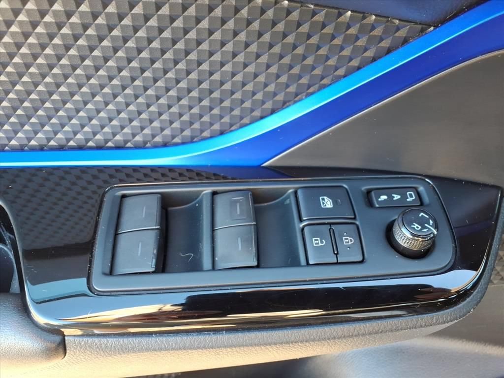 Certified 2021 Toyota C-HR XLE FWD image 17