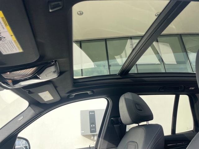 Used 2021 BMW X3 xDrive30i w/ Executive Package image 19