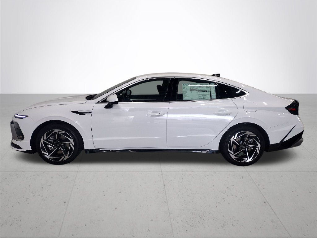 New 2026 Hyundai Sonata SEL AWD/4WD image 9