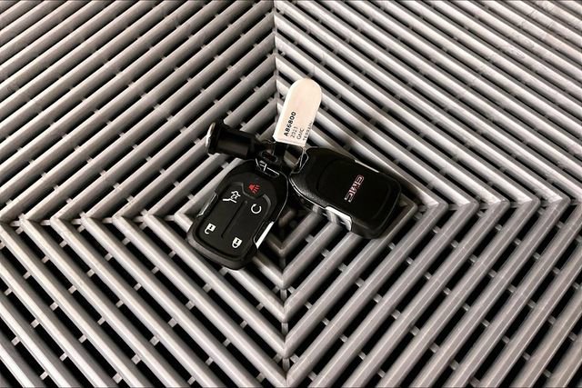 Used 2023 GMC Terrain AT4 w/ Infotainment Package II image 11